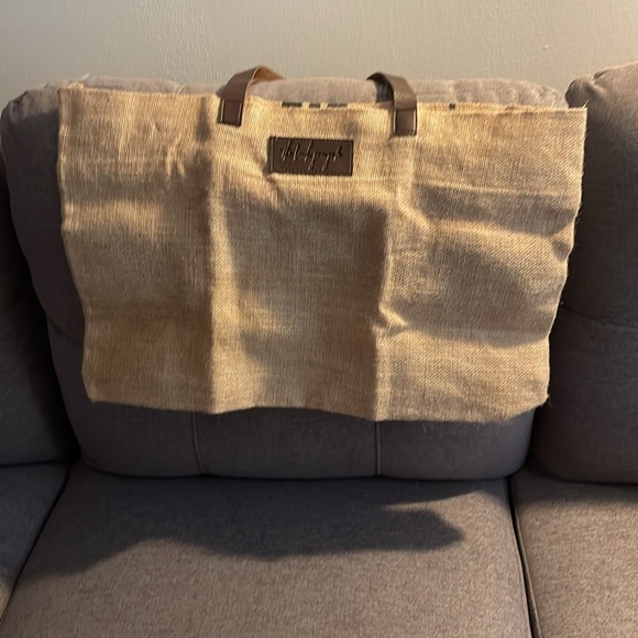 The bench people tote - Picture 5 of 6